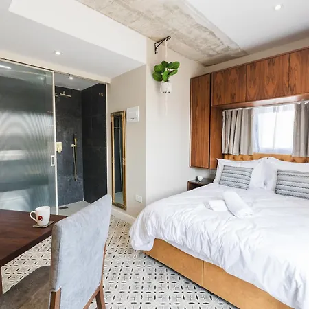 Iz-zebbuga Boutique Żebbuġ