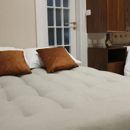 Apartahotel Iz-zebbuga Boutique Żebbuġ