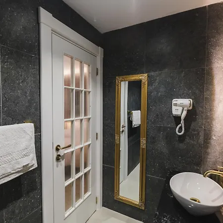 Aparthotel Iz-zebbuga Boutique *