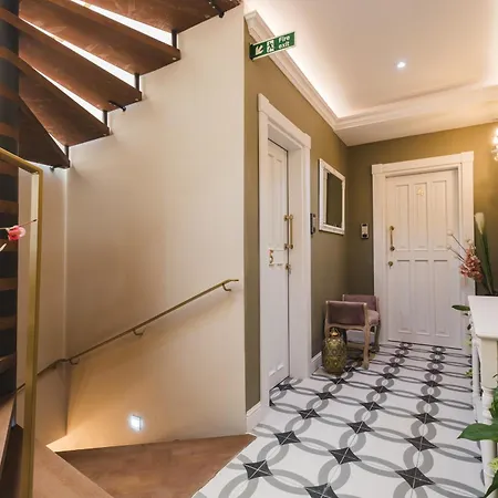 Iz-zebbuga Boutique 3*