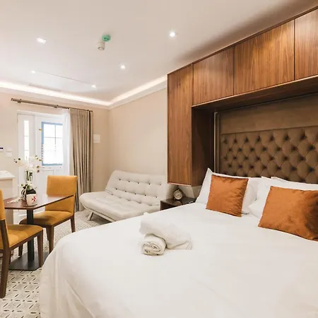 Iz-zebbuga Boutique Żebbuġ