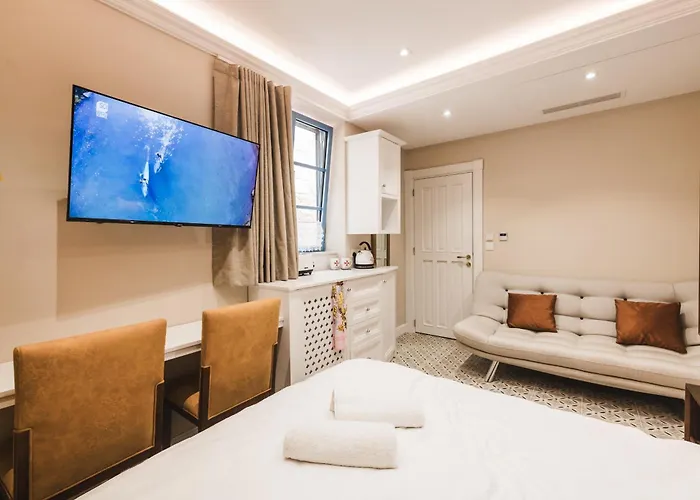 Iz-zebbuga Boutique Aparthotel 3*