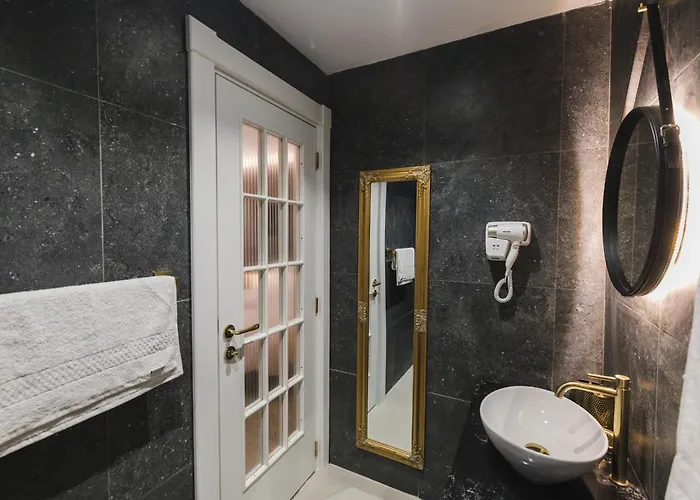 Aparthotel Iz-zebbuga Boutique 3*